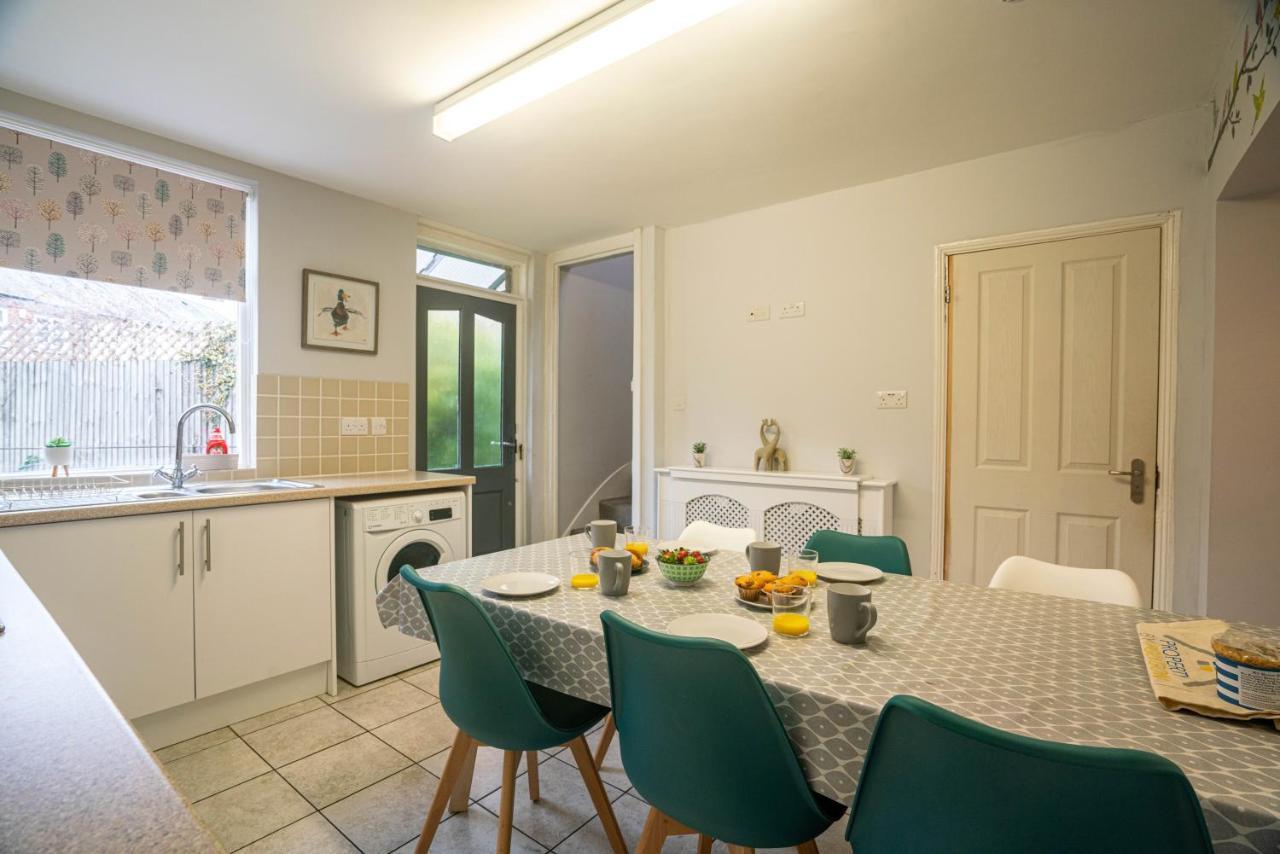 The Becket - Three Bedroom City Centre House With Parking Canterbury Exterior photo