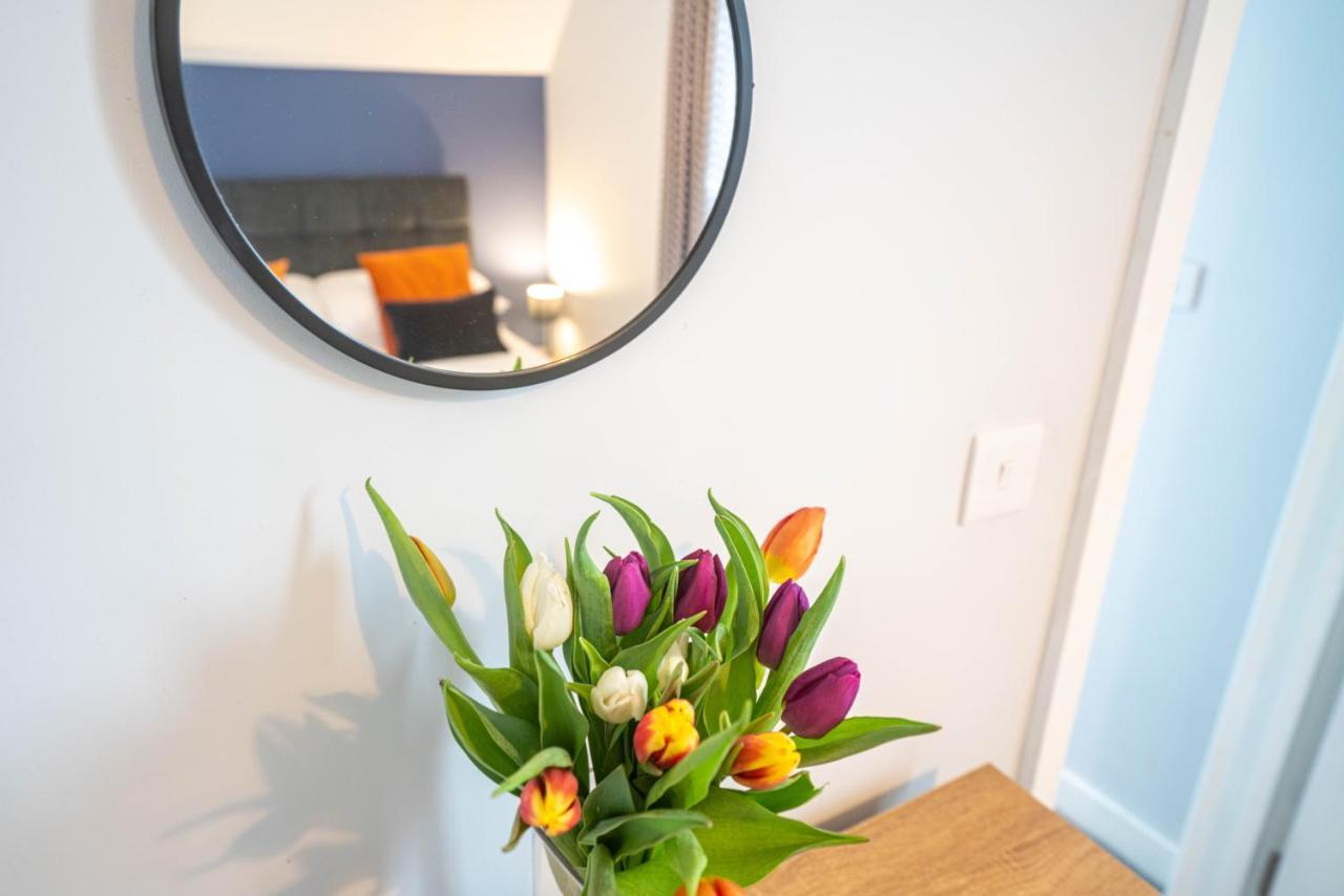 The Becket - Three Bedroom City Centre House With Parking Canterbury Exterior photo